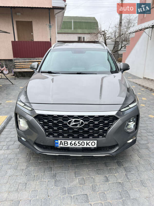 Внедорожник / Кроссовер Hyundai Santa FE 2019 в Виннице