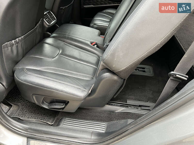 Внедорожник / Кроссовер Hyundai Santa FE 2019 в Виннице