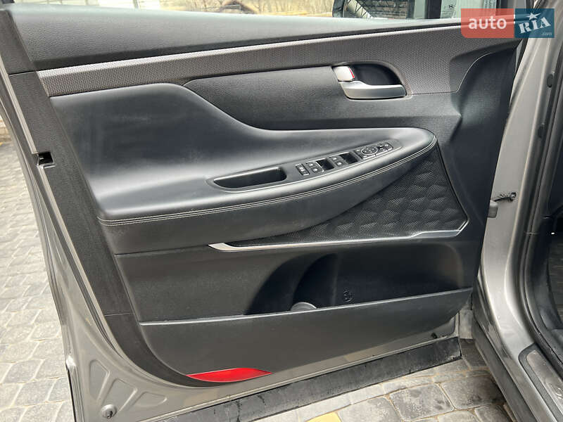 Внедорожник / Кроссовер Hyundai Santa FE 2019 в Виннице