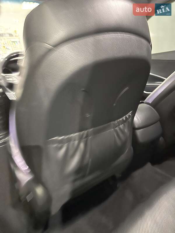 Внедорожник / Кроссовер Hyundai Santa FE 2017 в Харькове фото 28 Внедорожник / Кроссовер Hyundai Santa FE 2017 в Харькове