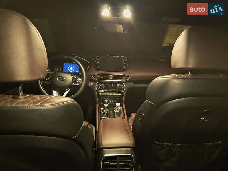 Внедорожник / Кроссовер Hyundai Santa FE 2020 в Киеве фото 4 Внедорожник / Кроссовер Hyundai Santa FE 2020 в Киеве