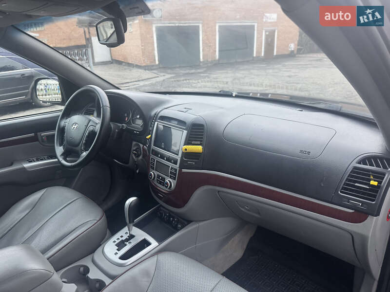 Внедорожник / Кроссовер Hyundai Santa FE 2008 в Лубнах