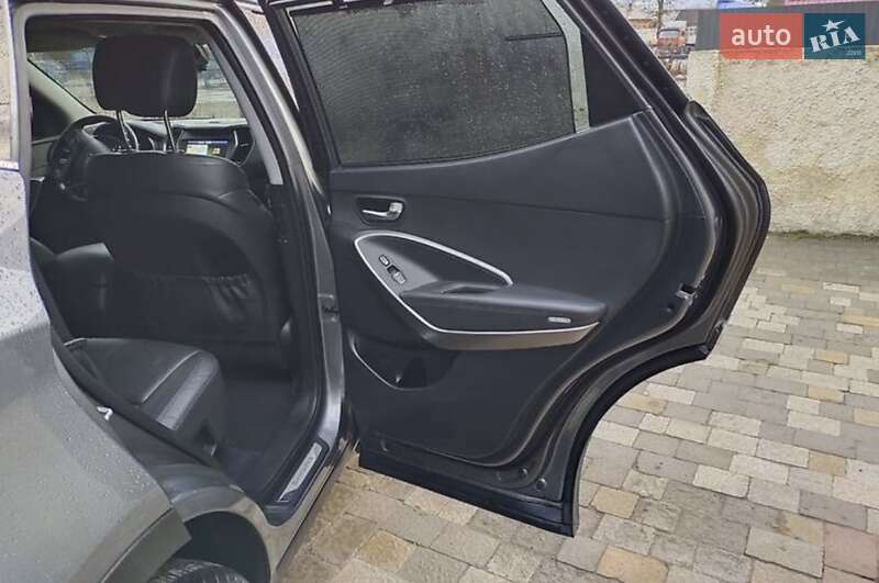 Внедорожник / Кроссовер Hyundai Santa FE 2016 в Болехове