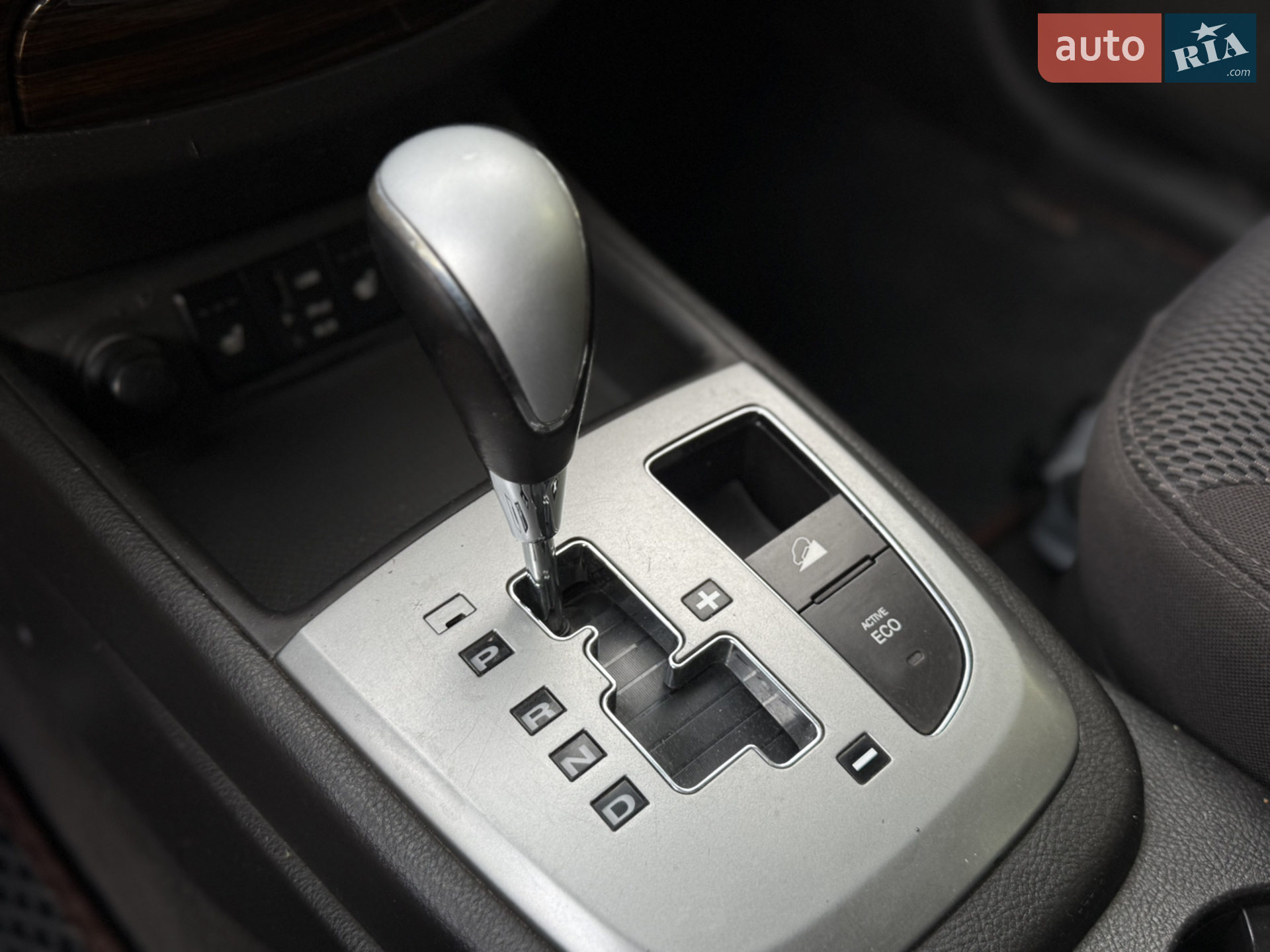 2012 Hyundai Santa Fe - мініатюра 47