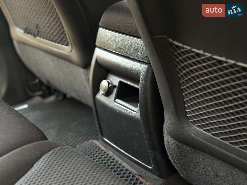 Внедорожник / Кроссовер Hyundai Santa FE 2012 в Львове фото 57 Внедорожник / Кроссовер Hyundai Santa FE 2012 в Львове