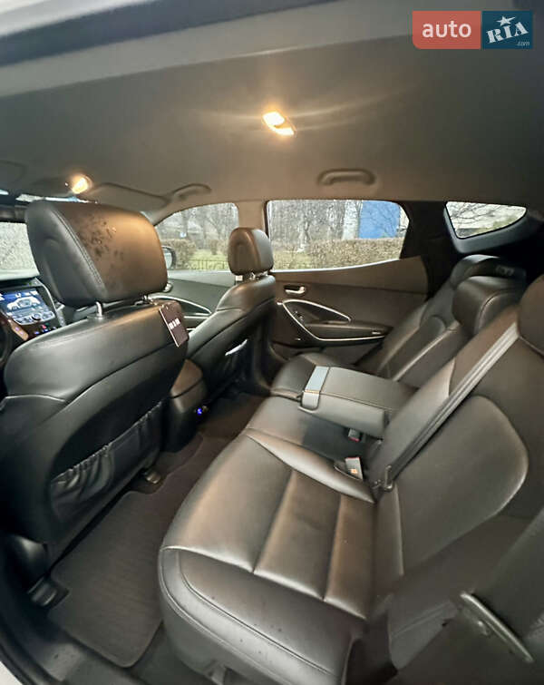 Внедорожник / Кроссовер Hyundai Santa FE 2012 в Киеве