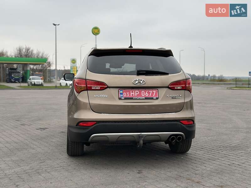 Внедорожник / Кроссовер Hyundai Santa FE 2013 в Радивилове