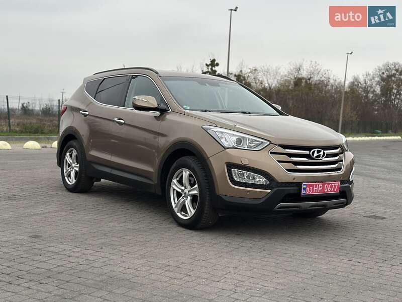Внедорожник / Кроссовер Hyundai Santa FE 2013 в Радивилове