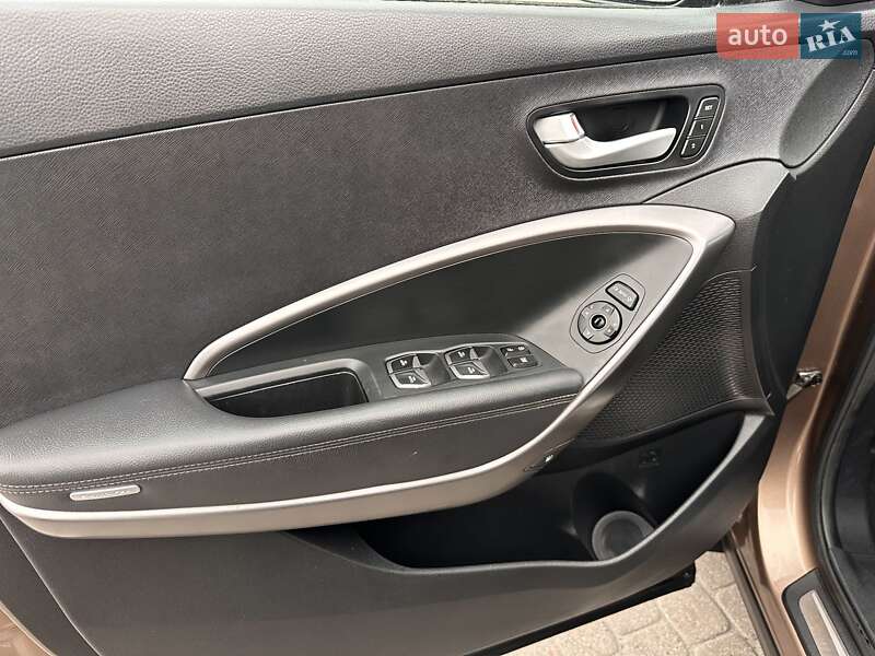 Внедорожник / Кроссовер Hyundai Santa FE 2013 в Радивилове