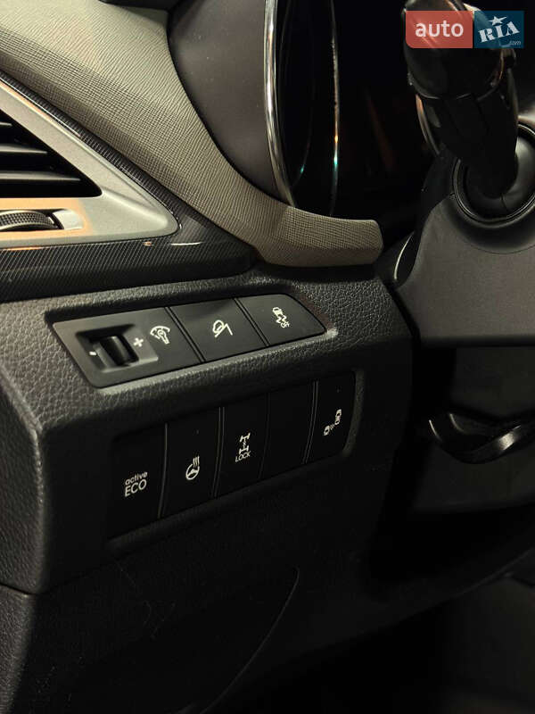 Внедорожник / Кроссовер Hyundai Santa FE 2015 в Днепре фото 23 Внедорожник / Кроссовер Hyundai Santa FE 2015 в Днепре