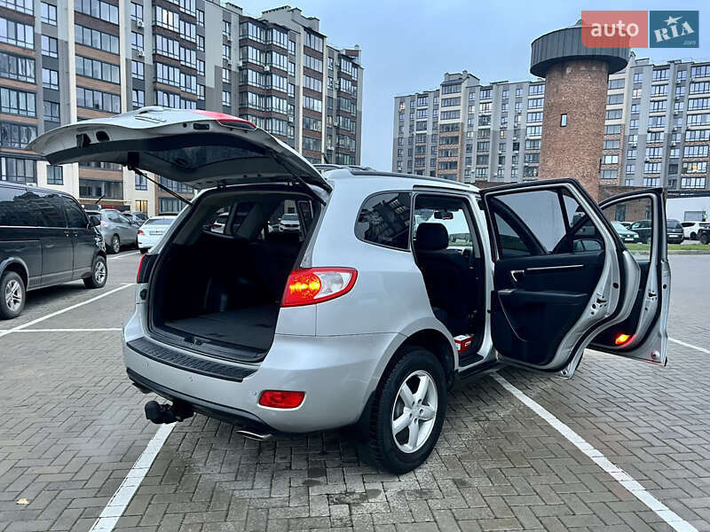 Внедорожник / Кроссовер Hyundai Santa FE 2006 в Житомире