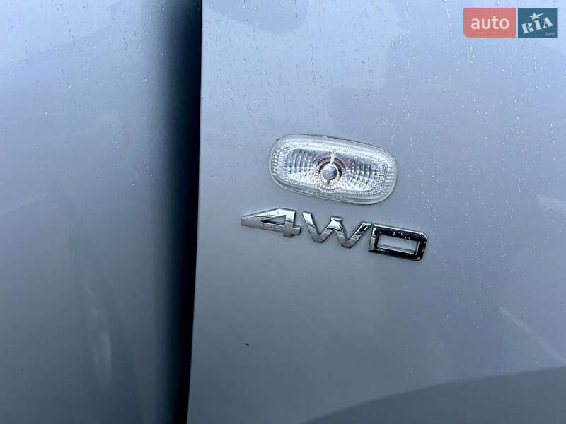 Внедорожник / Кроссовер Hyundai Santa FE 2006 в Житомире