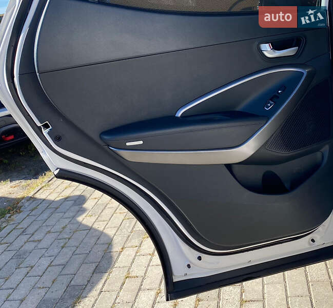 Позашляховик / Кросовер Hyundai Santa FE 2015 в Рівному фото 30 Позашляховик / Кросовер Hyundai Santa FE 2015 в Рівному