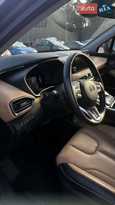 Внедорожник / Кроссовер Hyundai Santa FE 2022 в Киеве