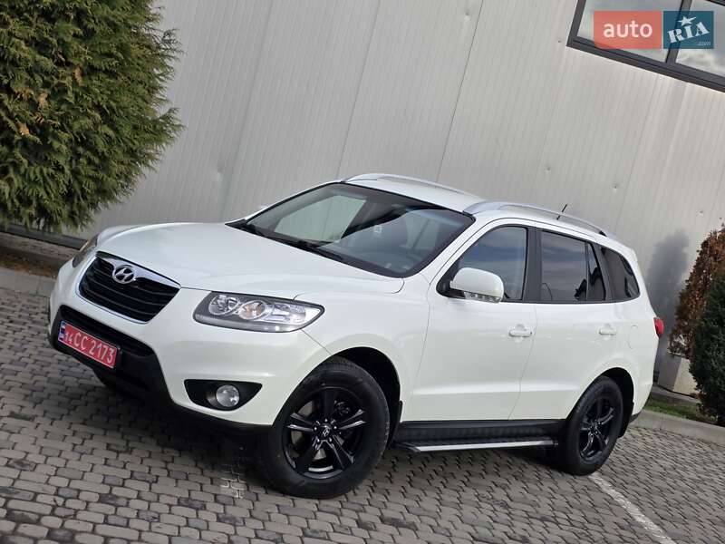 Внедорожник / Кроссовер Hyundai Santa FE 2011 в Ивано-Франковске