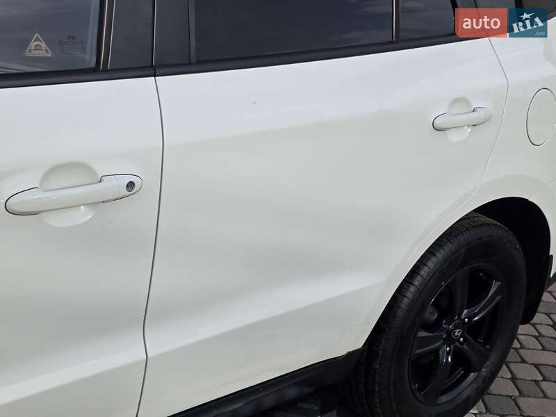 Внедорожник / Кроссовер Hyundai Santa FE 2011 в Ивано-Франковске