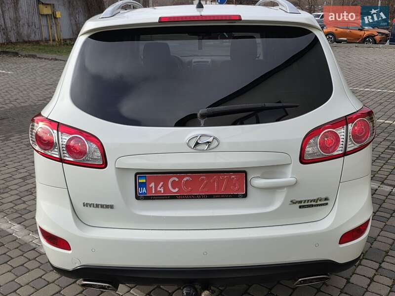 Внедорожник / Кроссовер Hyundai Santa FE 2011 в Ивано-Франковске