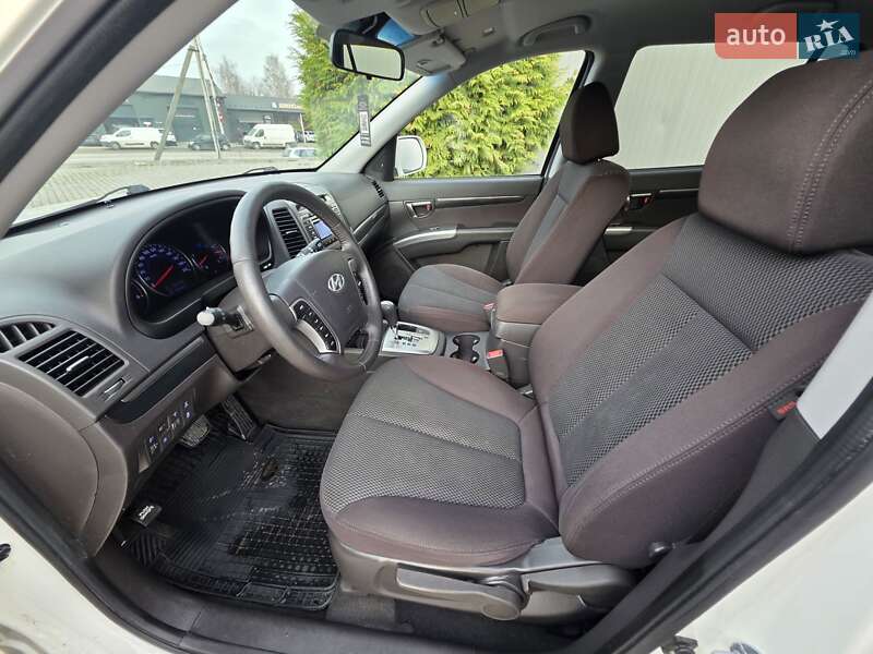 Внедорожник / Кроссовер Hyundai Santa FE 2011 в Ивано-Франковске