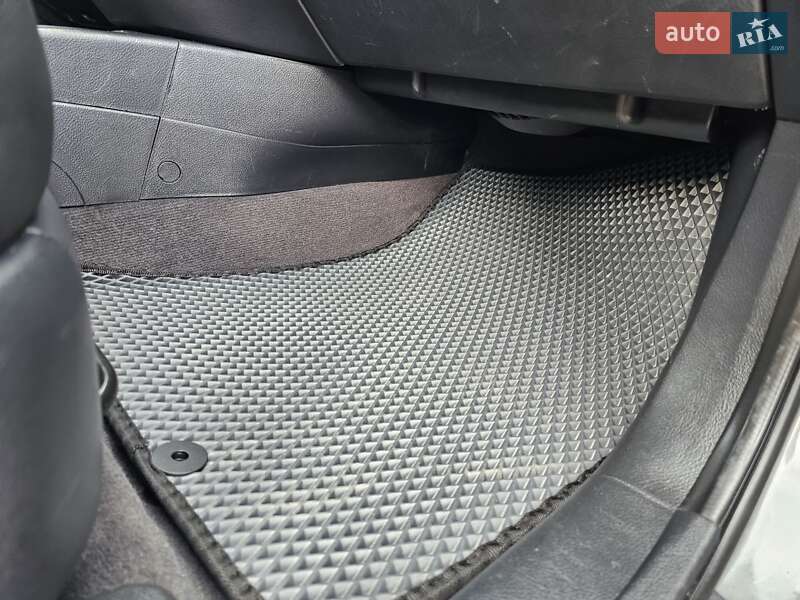 Внедорожник / Кроссовер Hyundai Santa FE 2008 в Стрые фото 110 Внедорожник / Кроссовер Hyundai Santa FE 2008 в Стрые