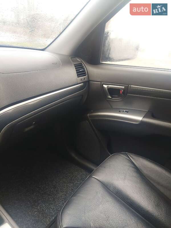 Внедорожник / Кроссовер Hyundai Santa FE 2011 в Киеве