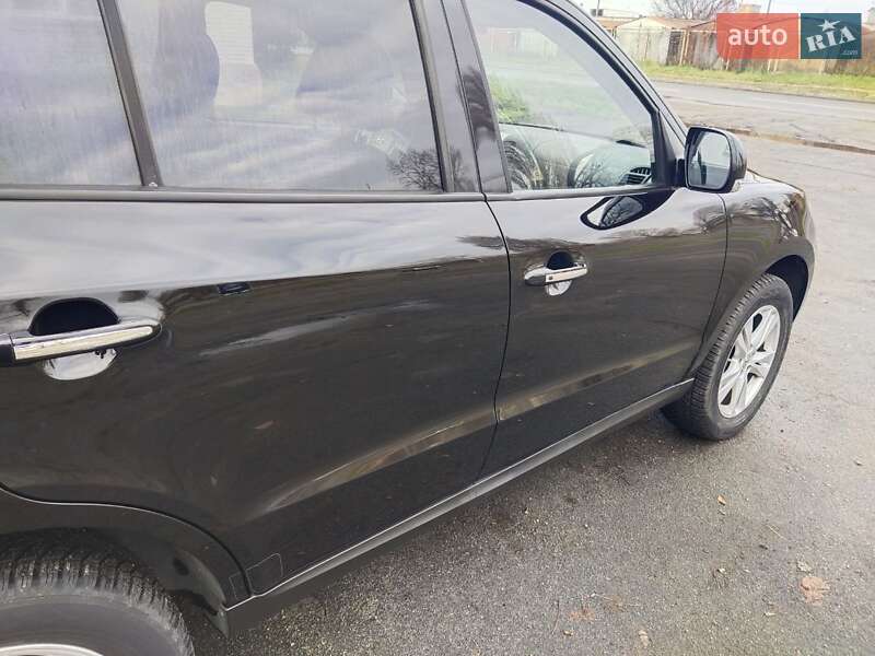 Внедорожник / Кроссовер Hyundai Santa FE 2011 в Киеве