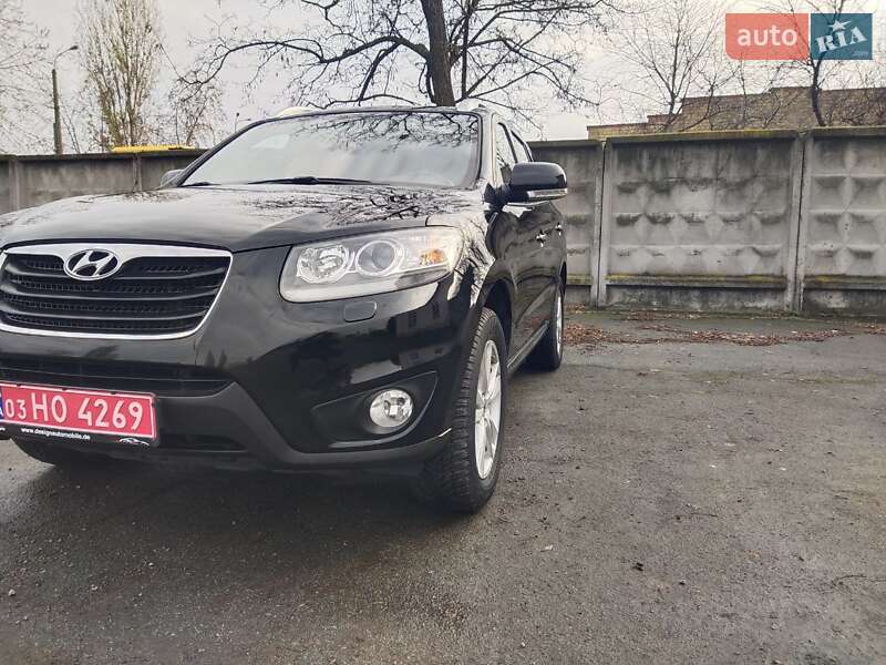 Внедорожник / Кроссовер Hyundai Santa FE 2011 в Киеве