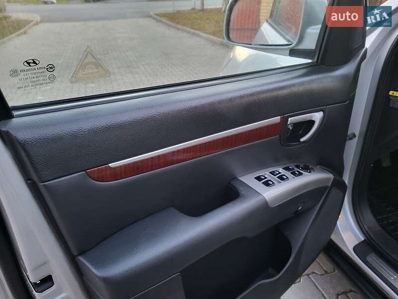 Внедорожник / Кроссовер Hyundai Santa FE 2007 в Хмельницком