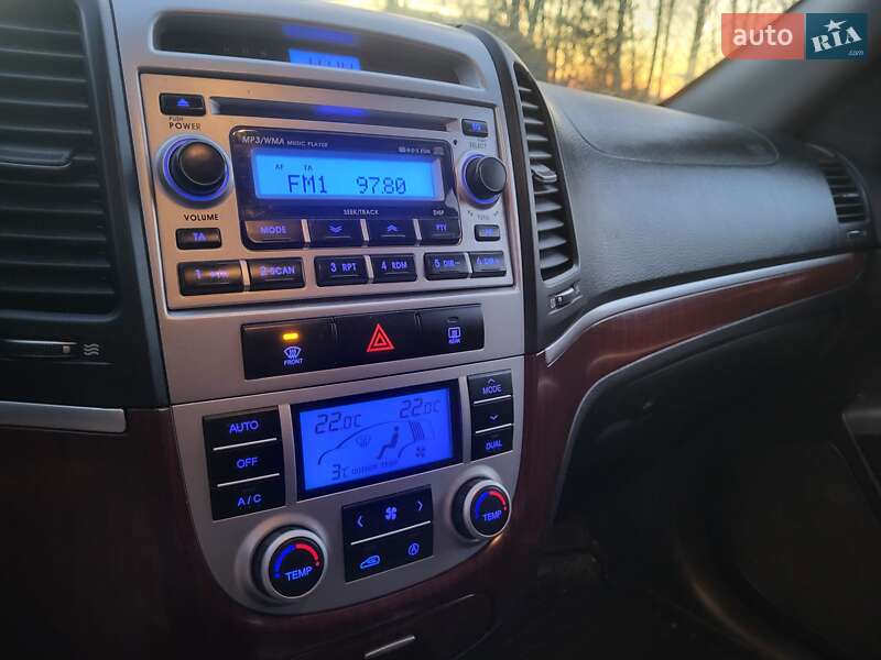 Внедорожник / Кроссовер Hyundai Santa FE 2007 в Хмельницком