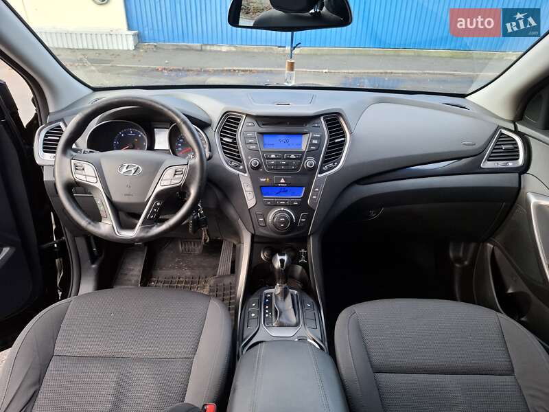 Внедорожник / Кроссовер Hyundai Santa FE 2014 в Чернигове