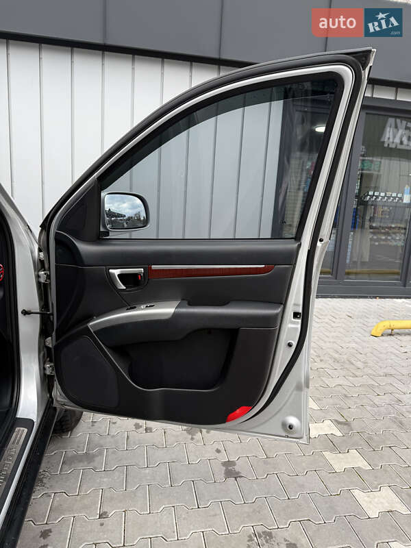 Позашляховик / Кросовер Hyundai Santa FE 2007 в Володимирі