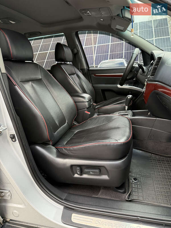 Позашляховик / Кросовер Hyundai Santa FE 2007 в Володимирі