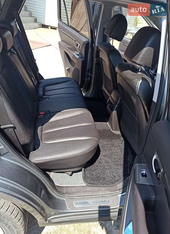 Позашляховик / Кросовер Hyundai Santa FE 2012 в Броварах