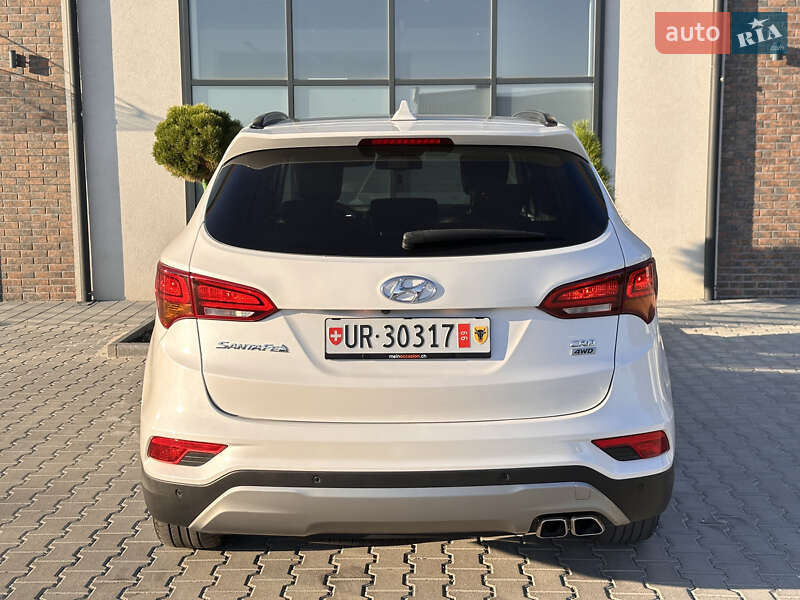 Внедорожник / Кроссовер Hyundai Santa FE 2016 в Тернополе