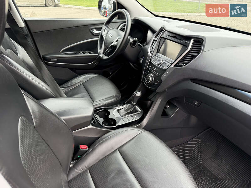 Внедорожник / Кроссовер Hyundai Santa FE 2013 в Дубно фото 23 Внедорожник / Кроссовер Hyundai Santa FE 2013 в Дубно