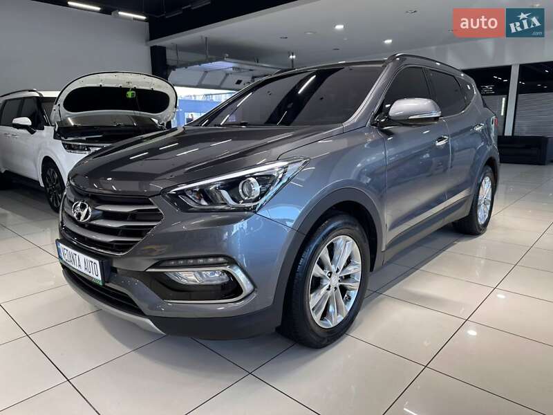 Внедорожник / Кроссовер Hyundai Santa FE 2015 в Одессе