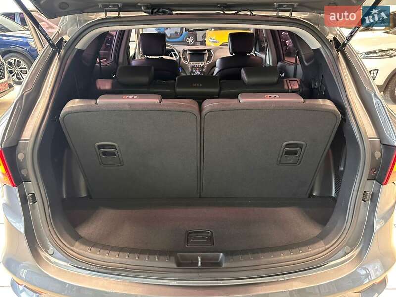 Внедорожник / Кроссовер Hyundai Santa FE 2015 в Одессе