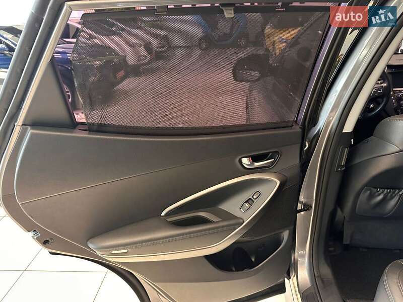 Внедорожник / Кроссовер Hyundai Santa FE 2015 в Одессе