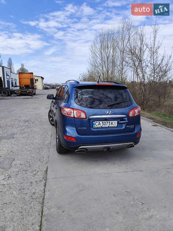 Внедорожник / Кроссовер Hyundai Santa FE 2011 в Черкассах