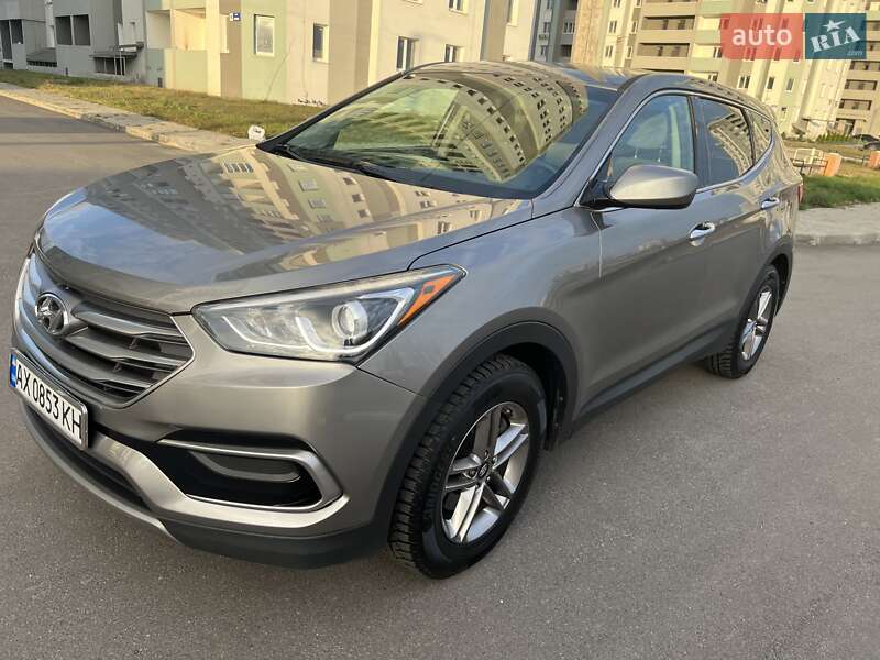 Внедорожник / Кроссовер Hyundai Santa FE 2016 в Харькове