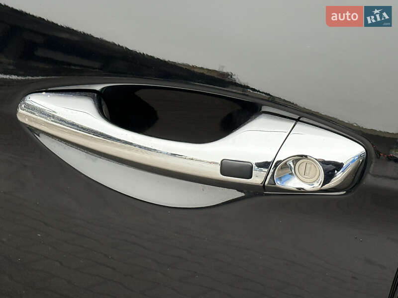 Внедорожник / Кроссовер Hyundai Santa FE 2016 в Ровно