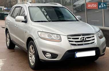 Внедорожник / Кроссовер Hyundai Santa FE 2010 в Киеве