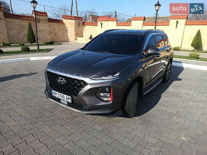 Внедорожник / Кроссовер Hyundai Santa FE 2018 в Измаиле фото 20 Внедорожник / Кроссовер Hyundai Santa FE 2018 в Измаиле