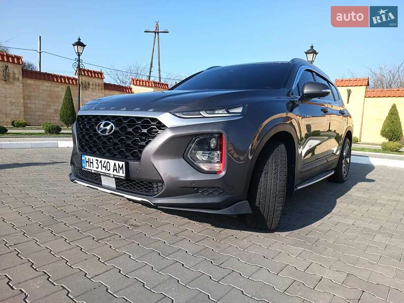 Внедорожник / Кроссовер Hyundai Santa FE 2018 в Измаиле фото 21 Внедорожник / Кроссовер Hyundai Santa FE 2018 в Измаиле
