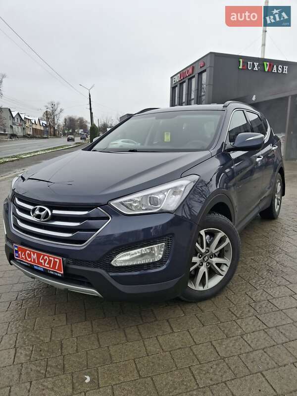 Внедорожник / Кроссовер Hyundai Santa FE 2015 в Ивано-Франковске