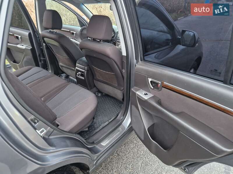 Внедорожник / Кроссовер Hyundai Santa FE 2011 в Харькове