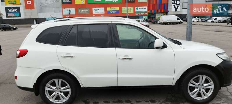 Внедорожник / Кроссовер Hyundai Santa FE 2011 в Харькове