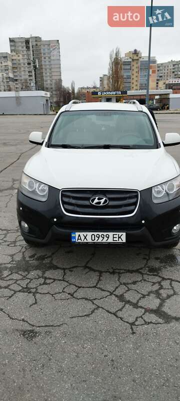 Внедорожник / Кроссовер Hyundai Santa FE 2011 в Харькове