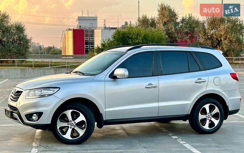 Внедорожник / Кроссовер Hyundai Santa FE 2012 в Киеве фото 4 Внедорожник / Кроссовер Hyundai Santa FE 2012 в Киеве