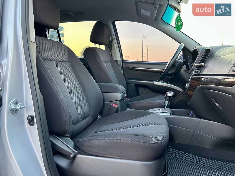 Внедорожник / Кроссовер Hyundai Santa FE 2012 в Киеве фото 20 Внедорожник / Кроссовер Hyundai Santa FE 2012 в Киеве