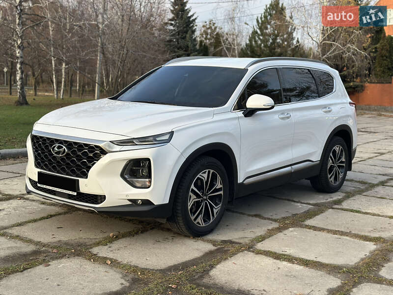 Позашляховик / Кросовер Hyundai Santa FE 2018 в Харкові
